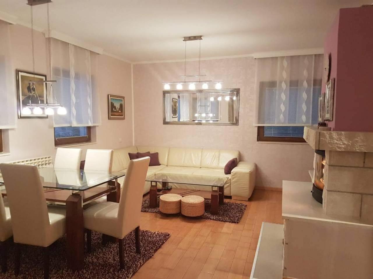 Apartman Lana Vlasic Buitenkant foto
